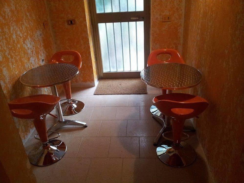 Hotel New Milan Extérieur photo