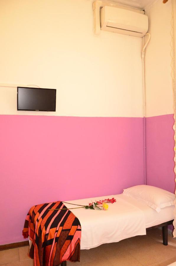 Hotel New Milan Extérieur photo
